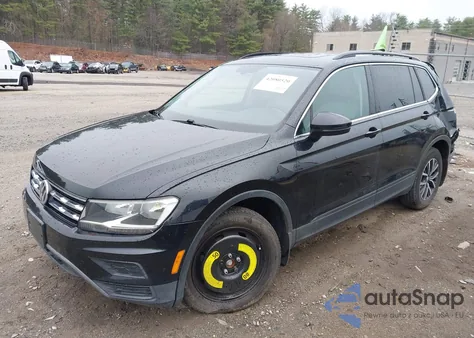 2019 Volkswagen Tiguan 2.0T Se/2.0T Sel/2.0T Sel R-Line/2.0T Sel R-Line Black из США, поврежденный, VIN 3VV2B7AX1KM016264
